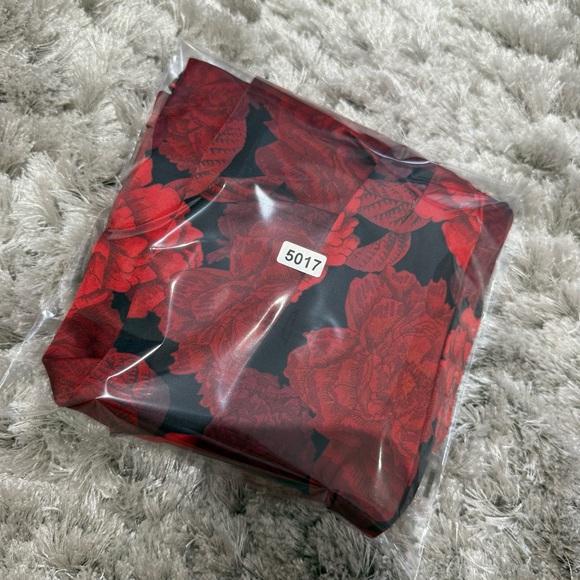 NWT L'Academie The Elaina Mini Dress in Red Peony - Picture 14 of 14